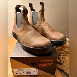 2535 Filson X Blundstone Men's Sienna Chelsea Boot